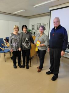 Tampere-Seuran toimisto muutti vuonna 1981 Hatanpäänvaltatieltä Raatihuoneen kivijalkaan Kaupungin vuokralaiseksi ja toimii edelleen samassa paikassa.Tampere-Seura oli ensimmäinen aikakauslehteä julkaiseva kotiseutuyhdistys Suomessa. Tammerkoski-lehden ensimmäinen numero julkaistiin huhtikuussa 1938 eli nejä kuukautta seuran perustamisen jälkeen.